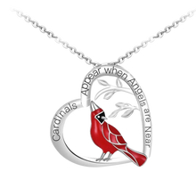 Carica l'immagine nel visualizzatore di Gallery, Collana con ciondolo cuore cardinale