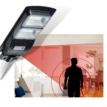 Carica l'immagine nel visualizzatore di Gallery, LED per esterni a energia solare con rilevamento del movimento - Ozerty