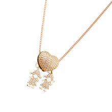 Carica l'immagine nel visualizzatore di Gallery, Elegante collana con charm per la mamma