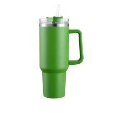Carica l'immagine nel visualizzatore di Gallery, Tazza per auto di grande capacità con manico -Verde erba - Ozerty