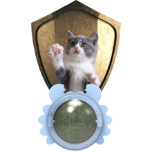 Carica l'immagine nel visualizzatore di Gallery, Giocattolo rotante a forma di palla di menta per gatti
