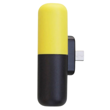 Carica l'immagine nel visualizzatore di Gallery, Mini power-bank portatile a forma di capsula

