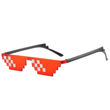 Carica l'immagine nel visualizzatore di Gallery, Occhiali da sole pixel alla moda
