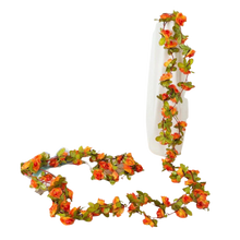 Carica l'immagine nel visualizzatore di Gallery, Ghirlanda di rose artificiali
