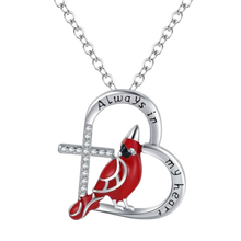 Carica l'immagine nel visualizzatore di Gallery, Collana con ciondolo cuore cardinale
