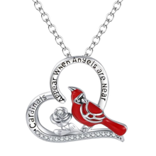 Carica l'immagine nel visualizzatore di Gallery, Collana con ciondolo cuore cardinale
