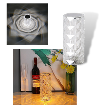 Carica l'immagine nel visualizzatore di Gallery, Lampada da tavolo in cristallo di lusso
