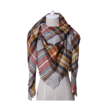 Carica l'immagine nel visualizzatore di Gallery, Sciarpa in cashmere a quadri effetto mohair -Bruxelles - Ozerty
