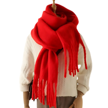 Carica l'immagine nel visualizzatore di Gallery, Sciarpa da donna Cozy Elegance -Rosso - Ozerty
