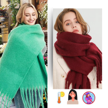 Carica l'immagine nel visualizzatore di Gallery, Sciarpa da donna Cozy Elegance - Ozerty
